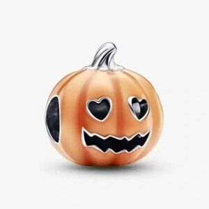 Pumpkin Charm Halloween Glows Green in the Dark 925 ale
